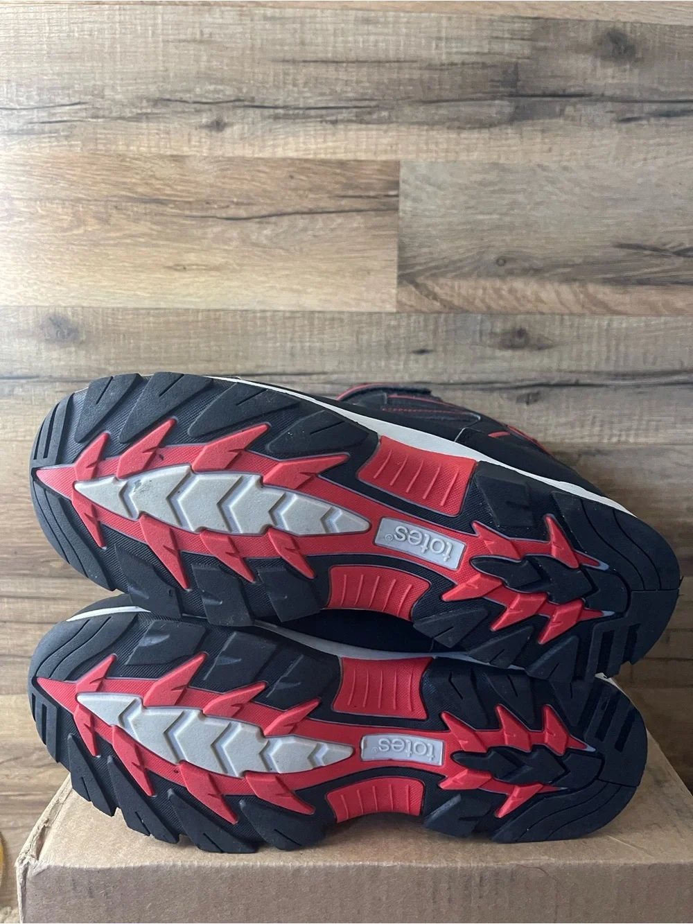 Totes Boys Black and Red Winter Boots - Sturdy Outdoor Snow Sneakers Size 6